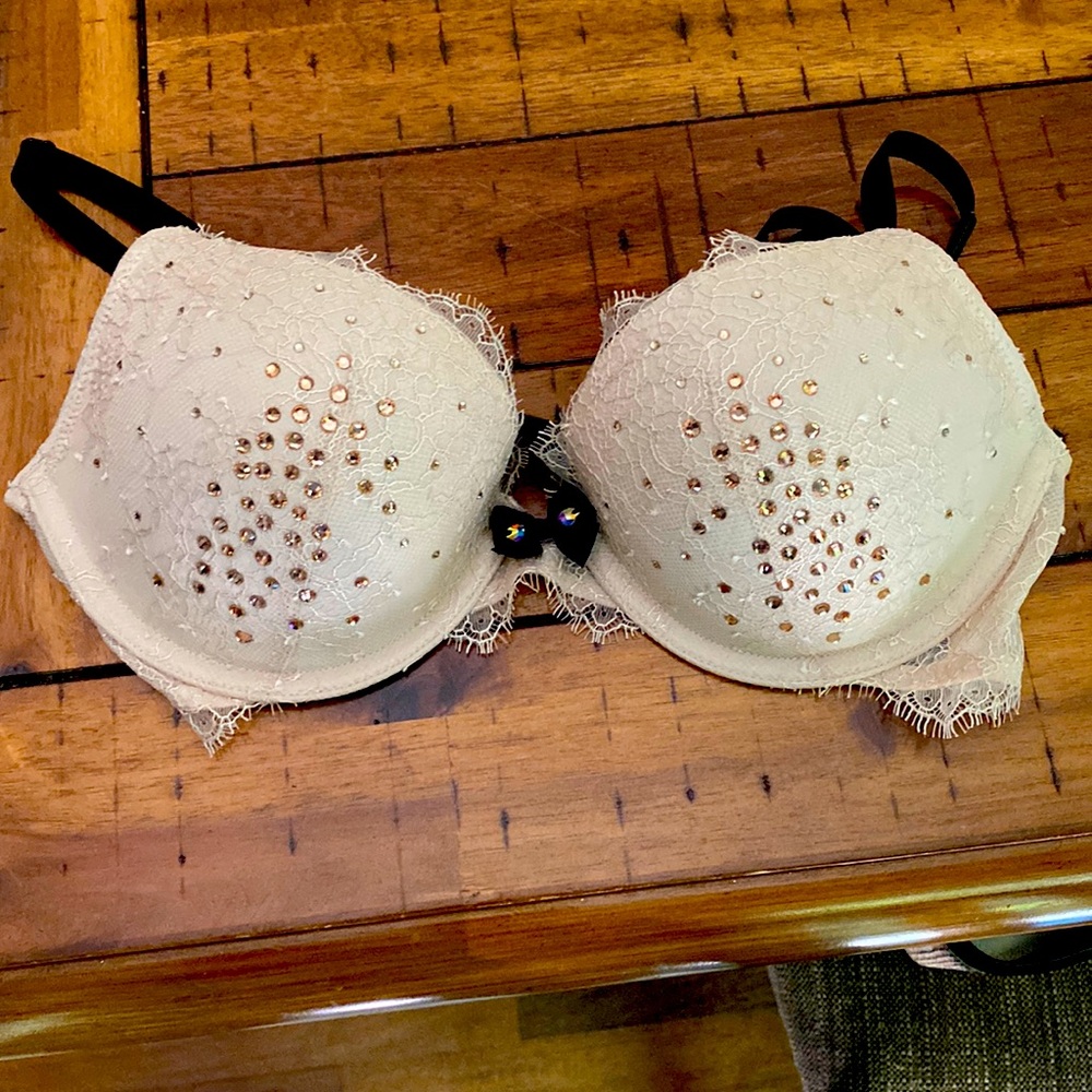Pristine condition Victoria’s Secret bra with rhinestones